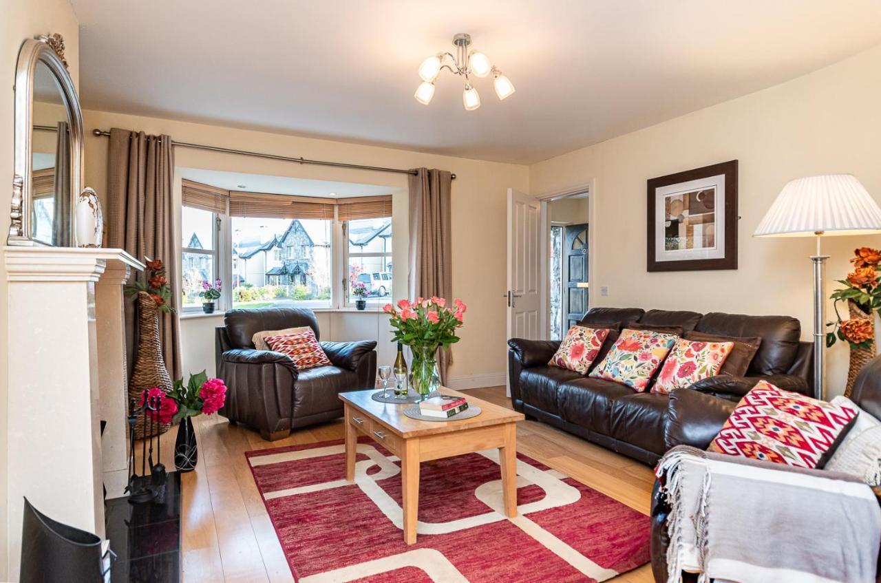 Foleys Ardmullen Townhouses เคนแมร์ ภายนอก รูปภาพ