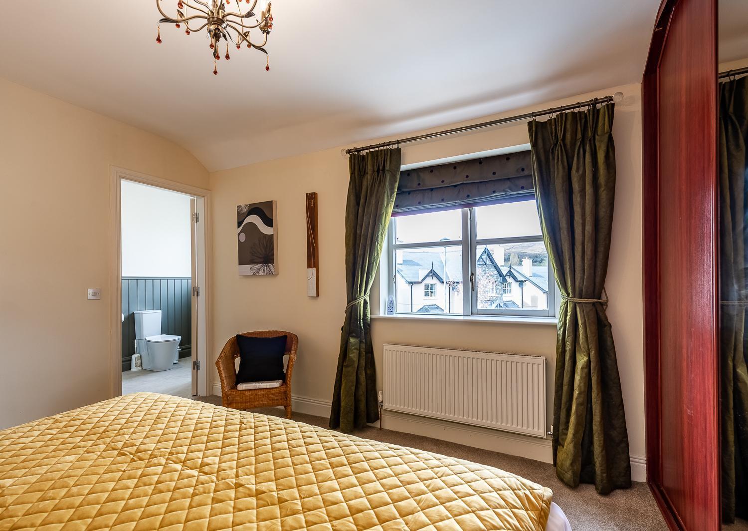 Foleys Ardmullen Townhouses เคนแมร์ ภายนอก รูปภาพ